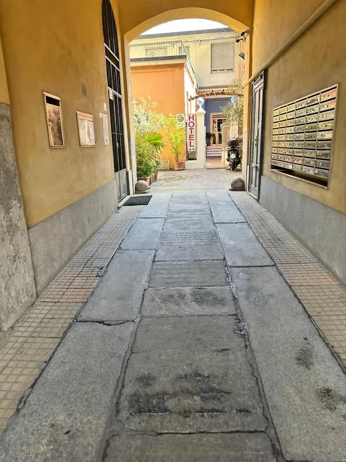 Hotel Mercurio Milan