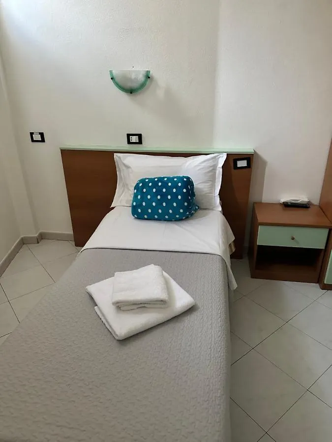 Hotel Mercurio Милан