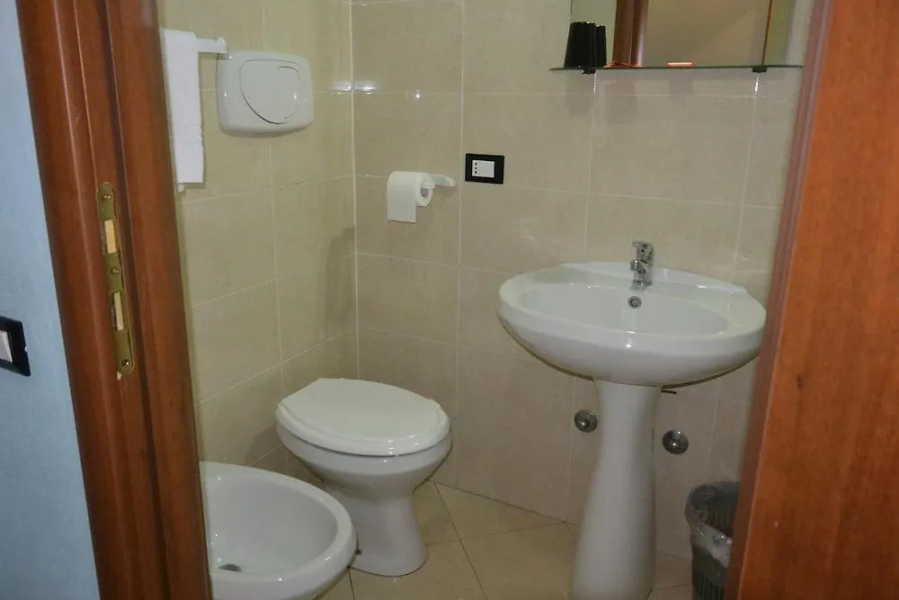 Hotel Mercurio Милан