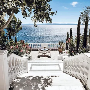 https://danai-beach-resort-villas.hotelschalkidiki.net